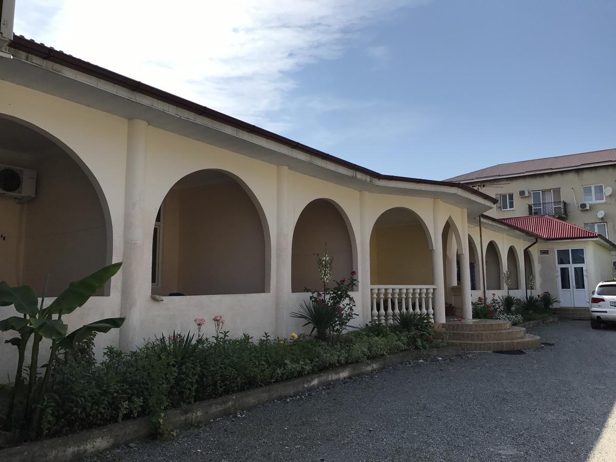 Davel Hotel Gagra Esterno foto