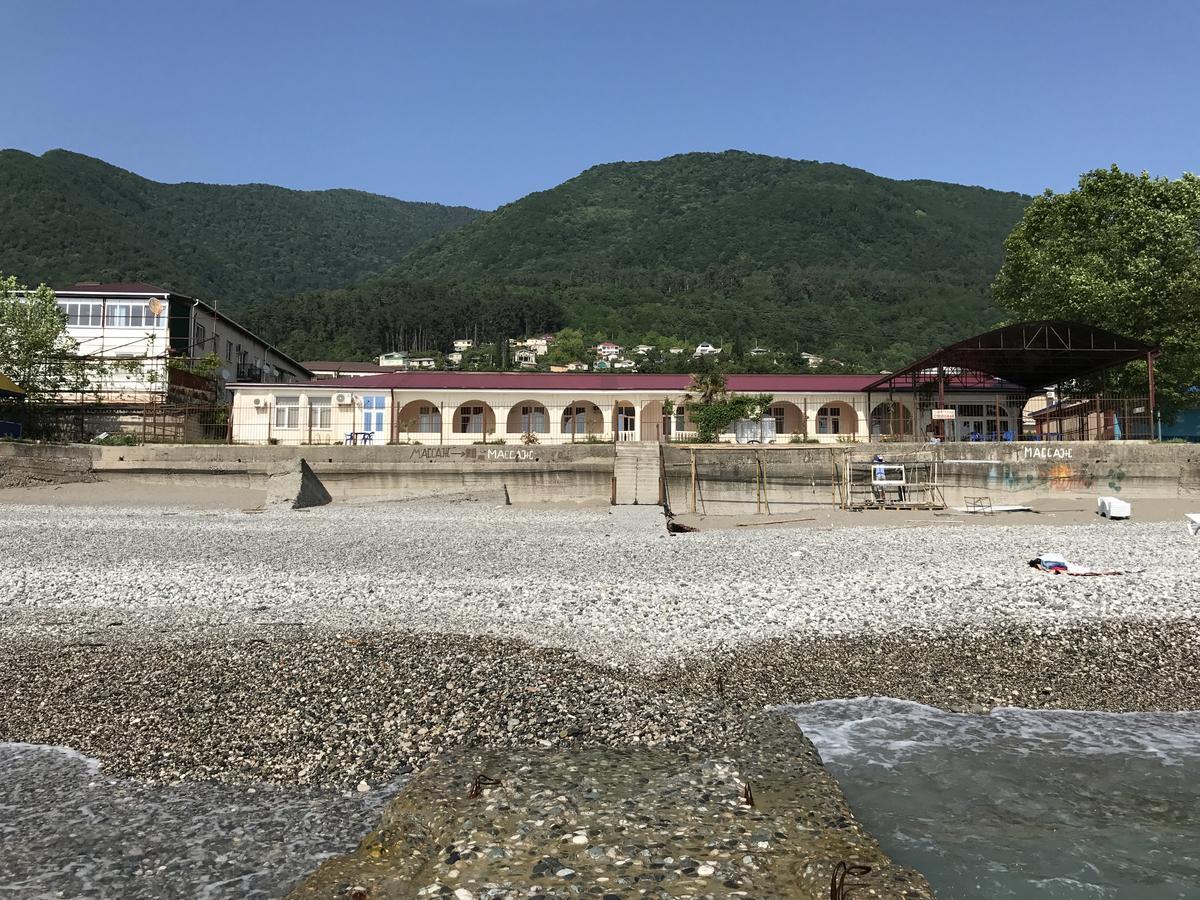 Davel Hotel Gagra Esterno foto