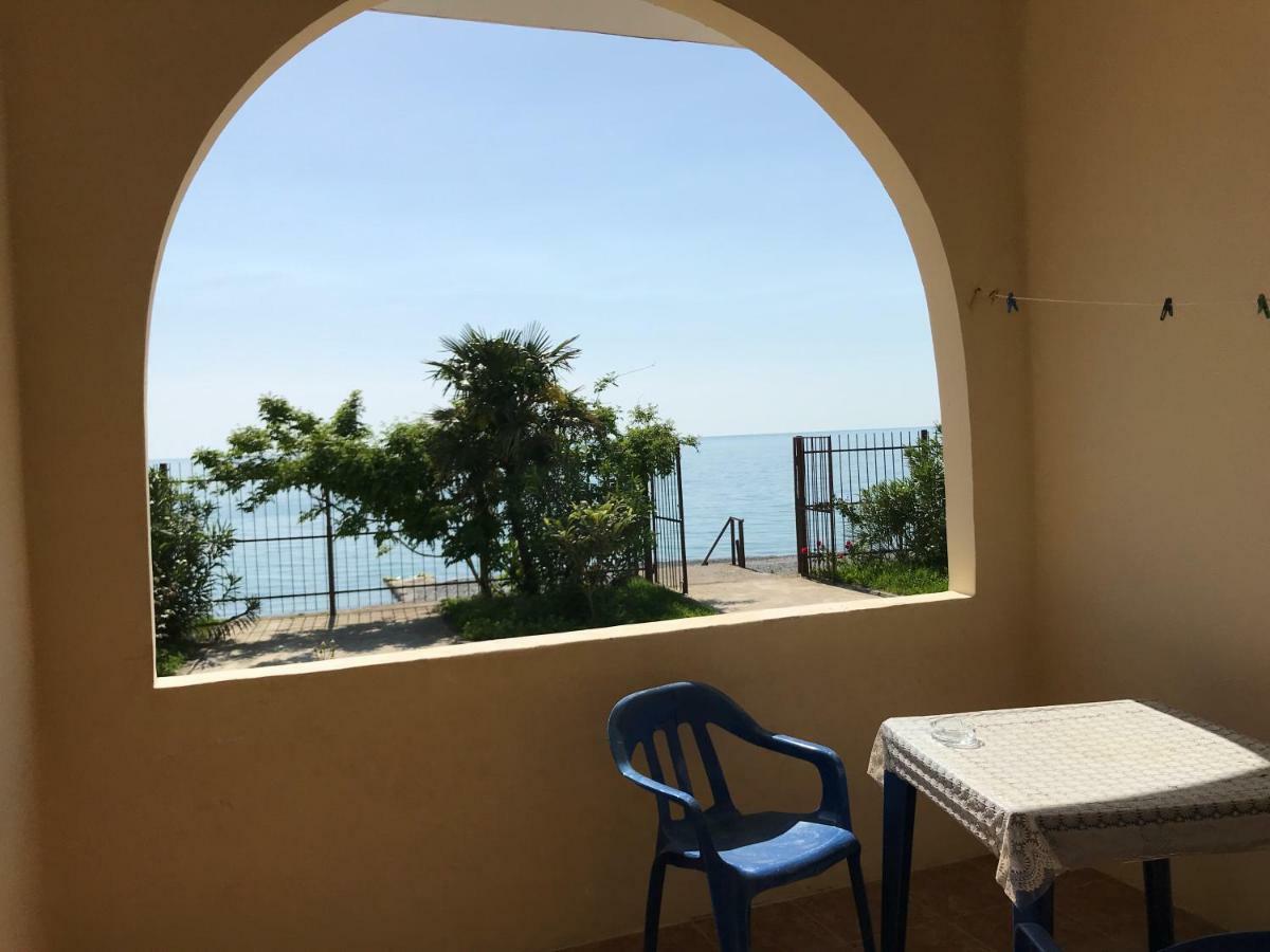Davel Hotel Gagra Esterno foto