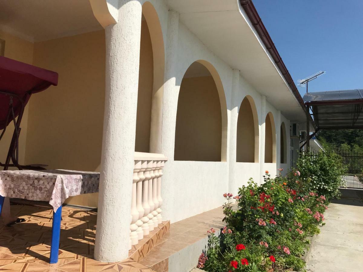Davel Hotel Gagra Esterno foto