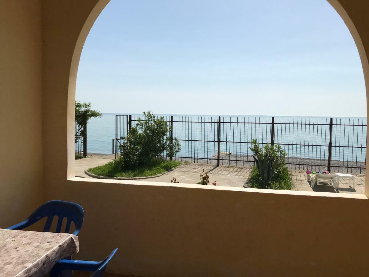 Davel Hotel Gagra Esterno foto